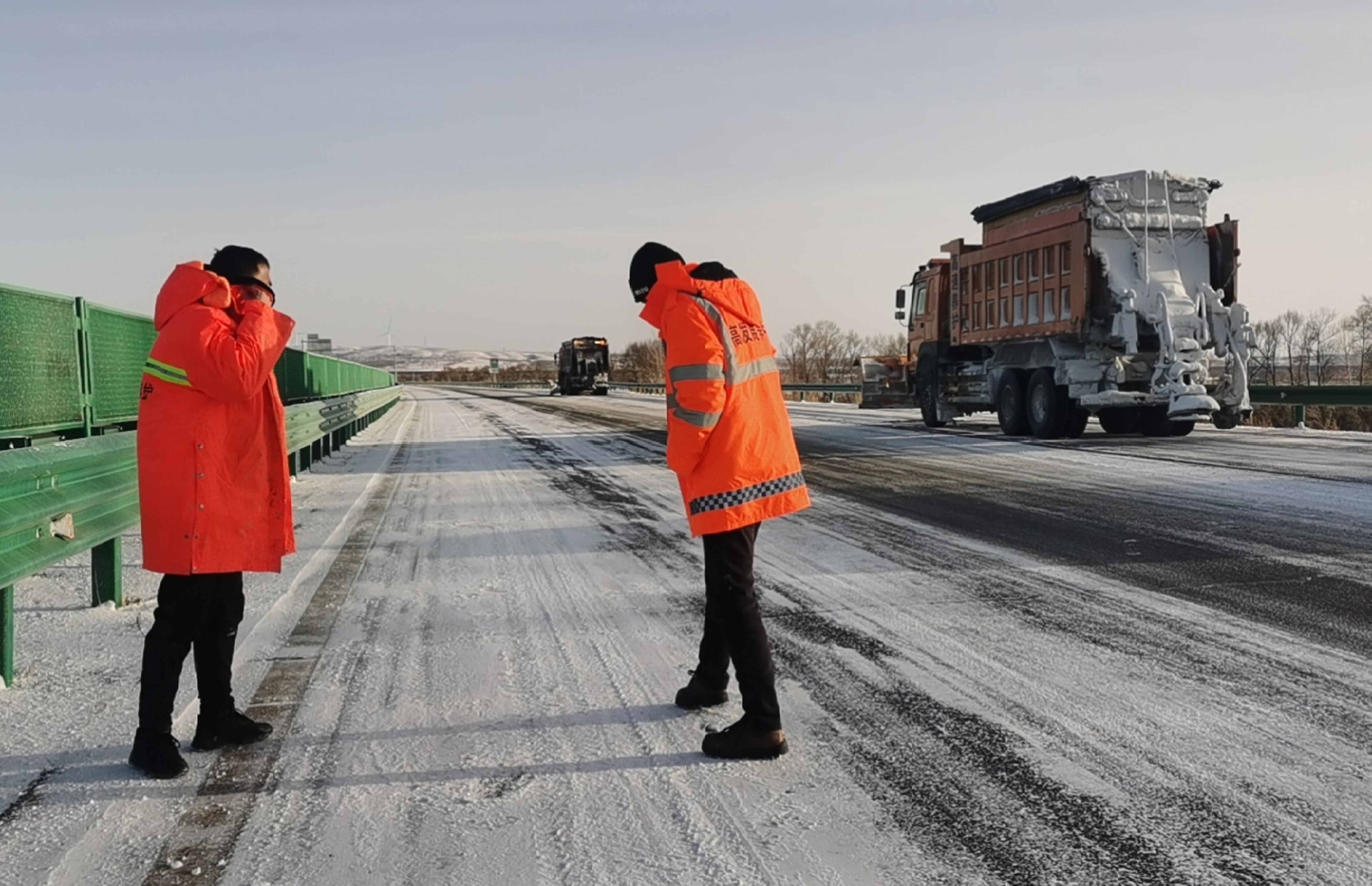 1675237315192697.jpg wx_camera_1673683185728(1).jpg