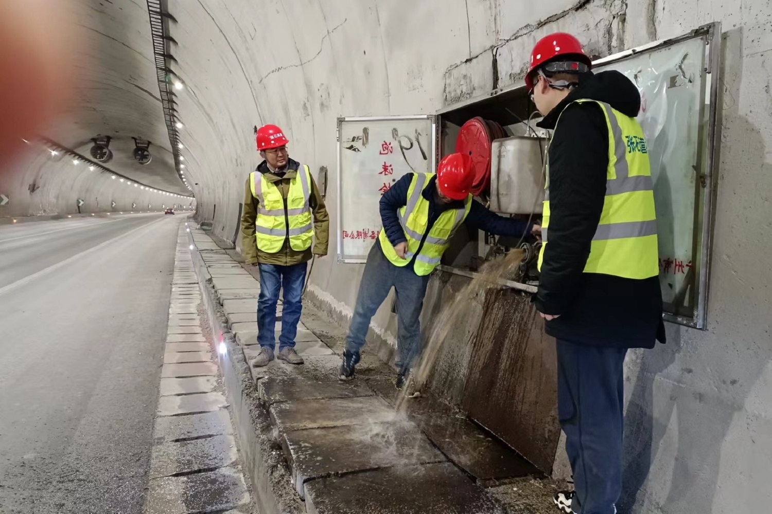 1676515861850122.jpg mmexport1676515089292_edit_3928883265328624.jpg