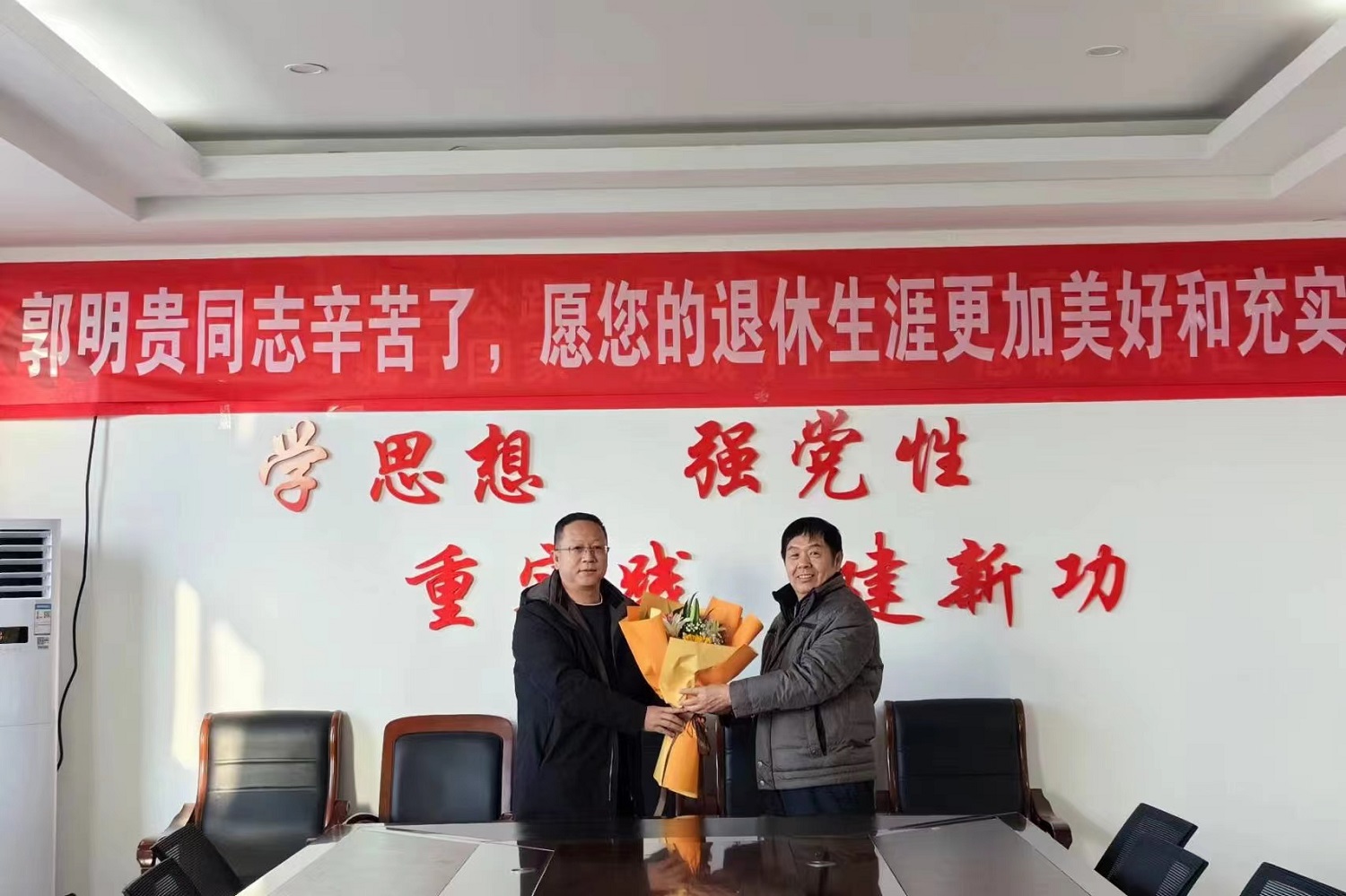 1703210554545918.jpg c8c842957eb81541a1284924653dda3.jpg